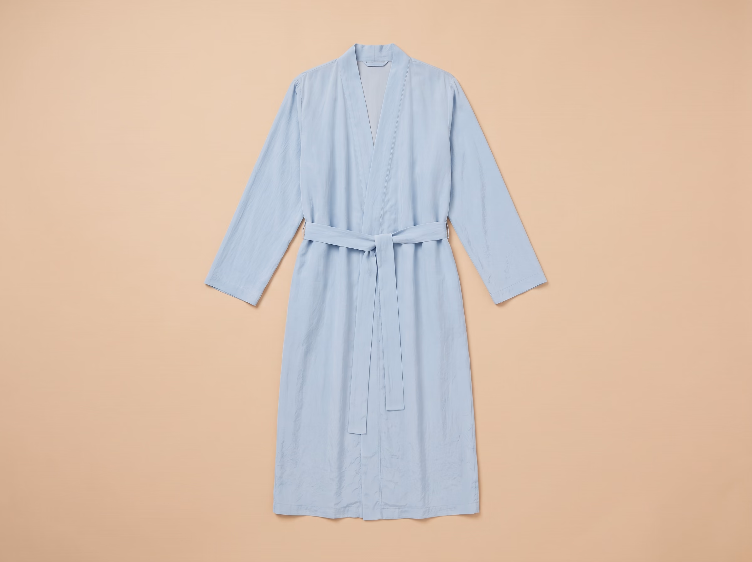 The Menara robe in Bleu voile, washed silk, from the front.